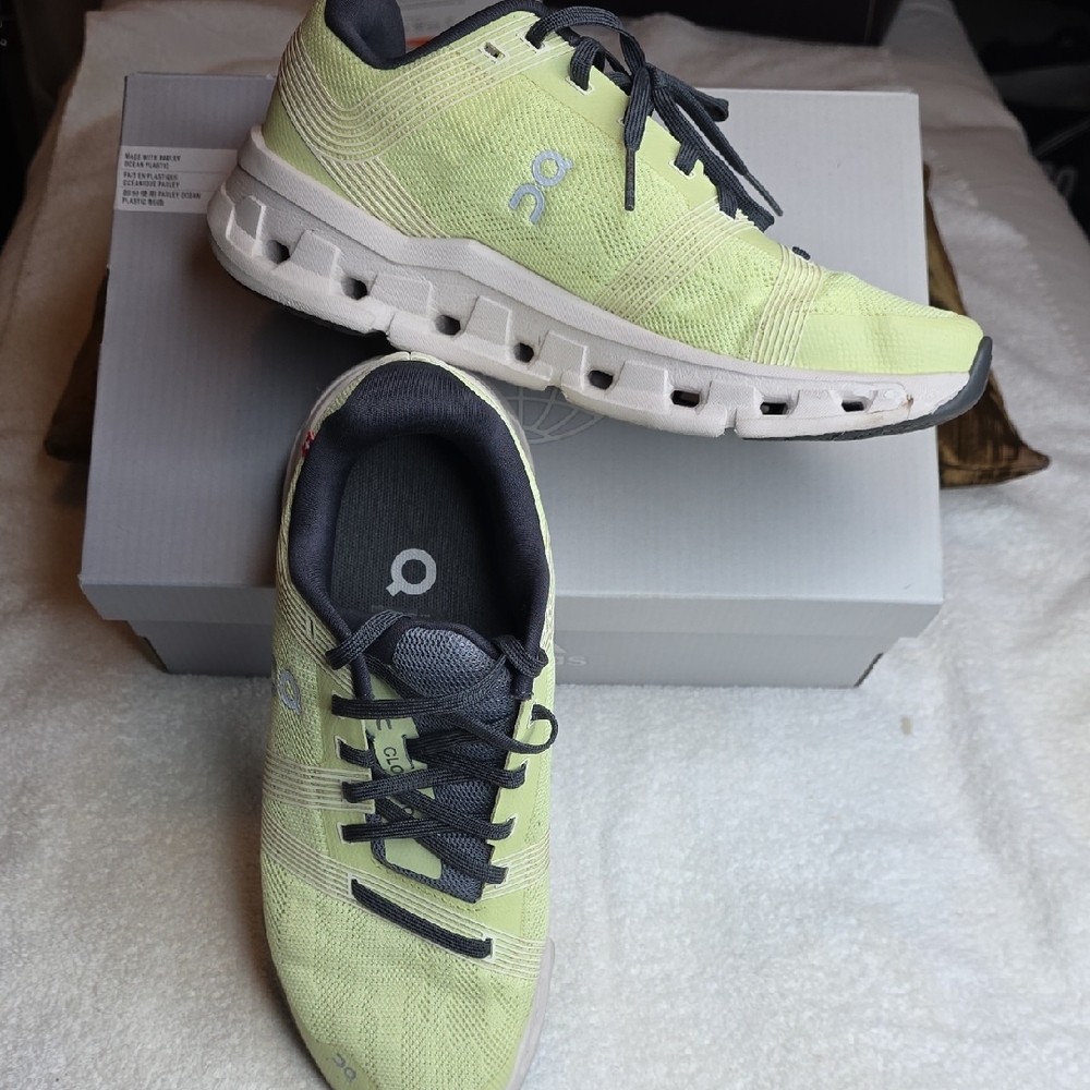 On Running Men's Yellow Athletic Shoes